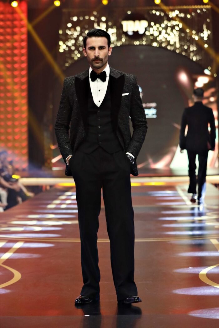 BLACK EMBROIDERY 3P TUX FULL HEAVY HANDWORK - Image 1