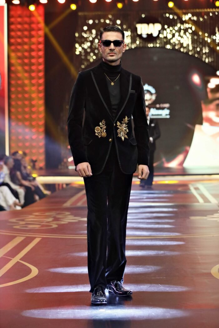BLACK VELVET 2P TUX - Image 1
